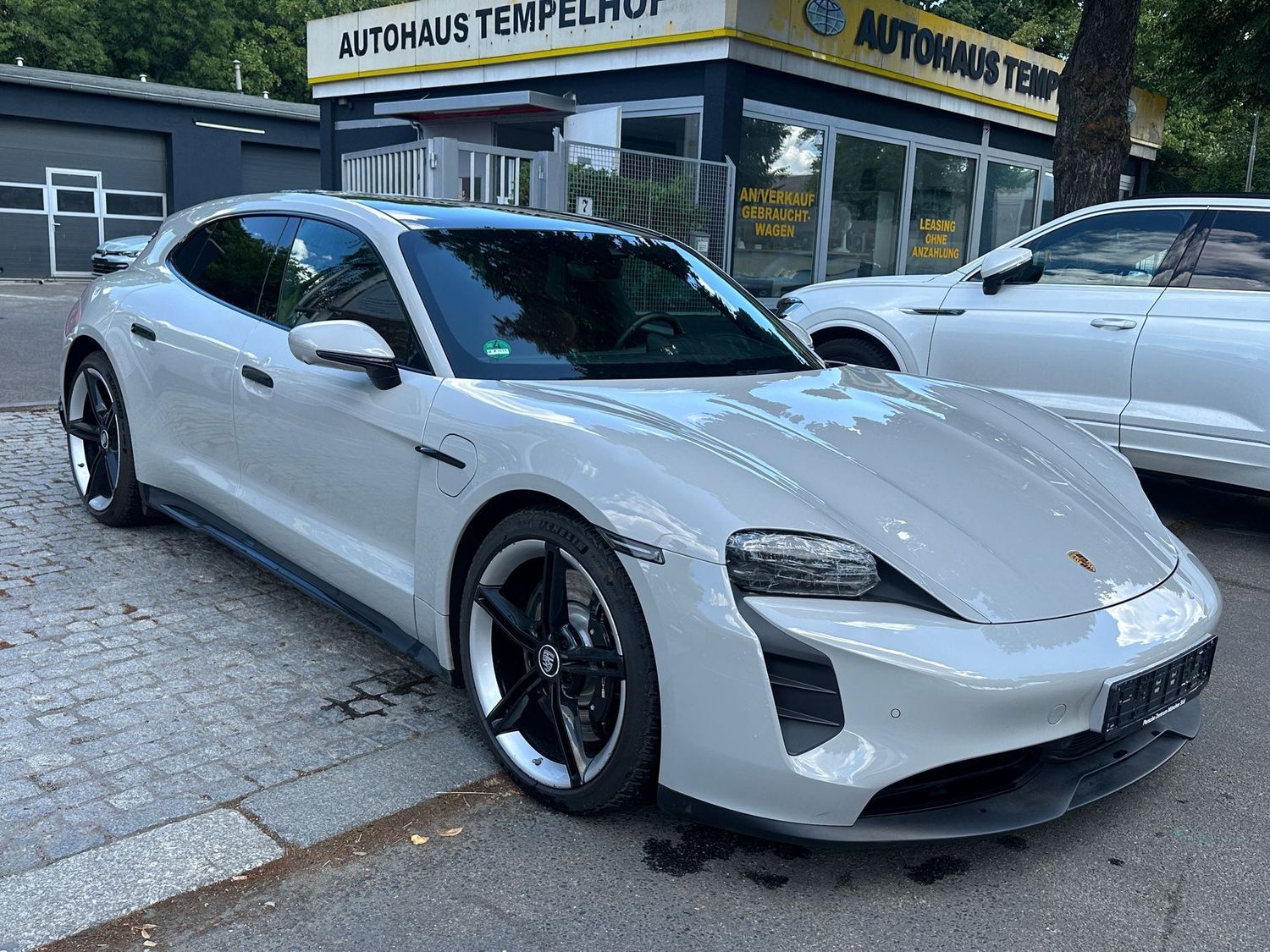 Taycan Sport Turismo 4S Voll-360k-Pano-LiftSyste